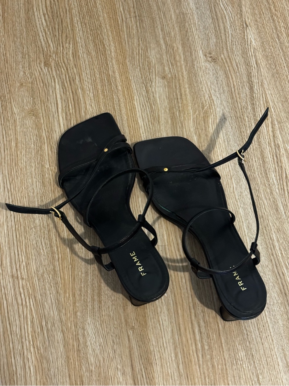 Frame Black Minimalist Strappy Square-Toe Heels